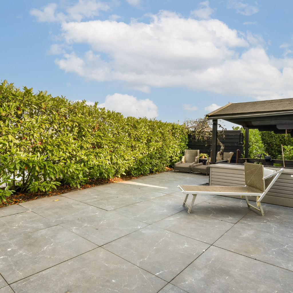 Quality Low Cost Patio in Flint